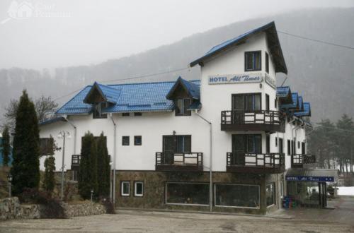 Hotel All Times Timisu de Jos Exterior foto