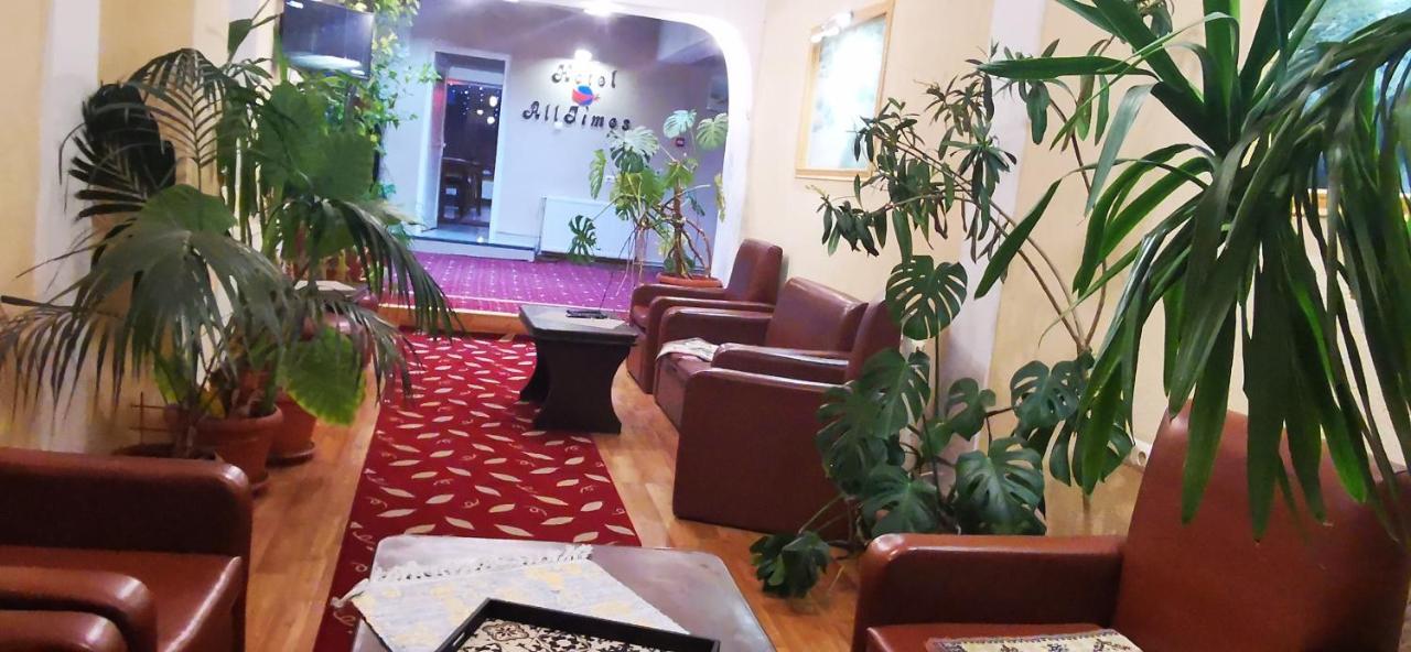 Hotel All Times Timisu de Jos Exterior foto